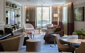 The Guardsman Hotel